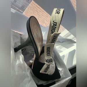 COPY - Lightly worn Dior fabric heel black